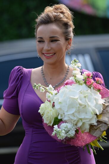 11th popular music awards Muz-TV 2013