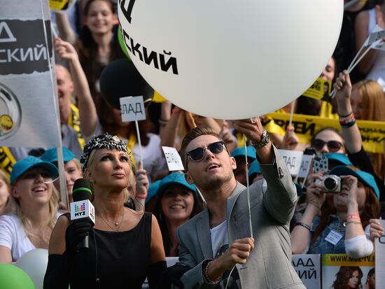 11th popular music awards Muz-TV 2013