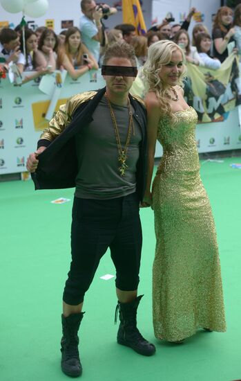 11th popular music awards Muz-TV 2013