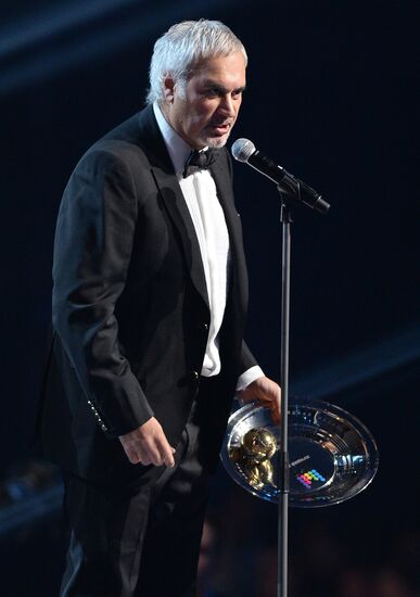 11th popular music awards Muz-TV 2013