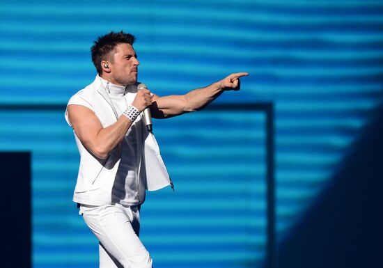 11th popular music awards Muz-TV 2013