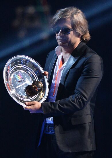 11th popular music awards Muz-TV 2013