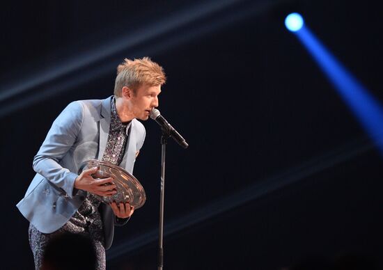 11th popular music awards Muz-TV 2013