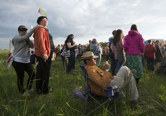 Sixth International Wild Mint Festival