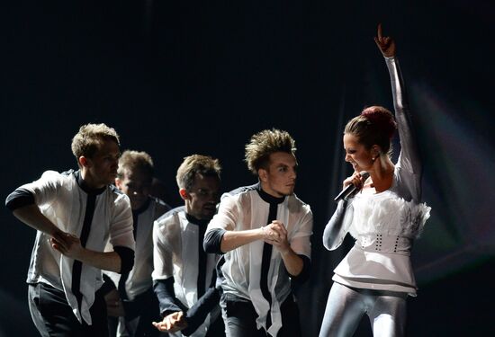 11th popular music awards Muz-TV 2013