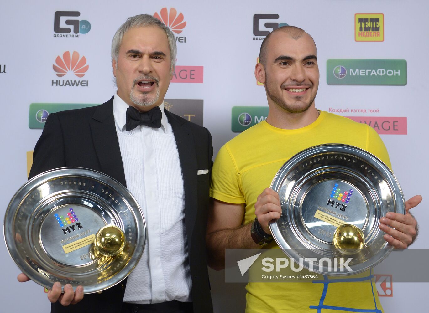 11th popular music awards Muz-TV 2013