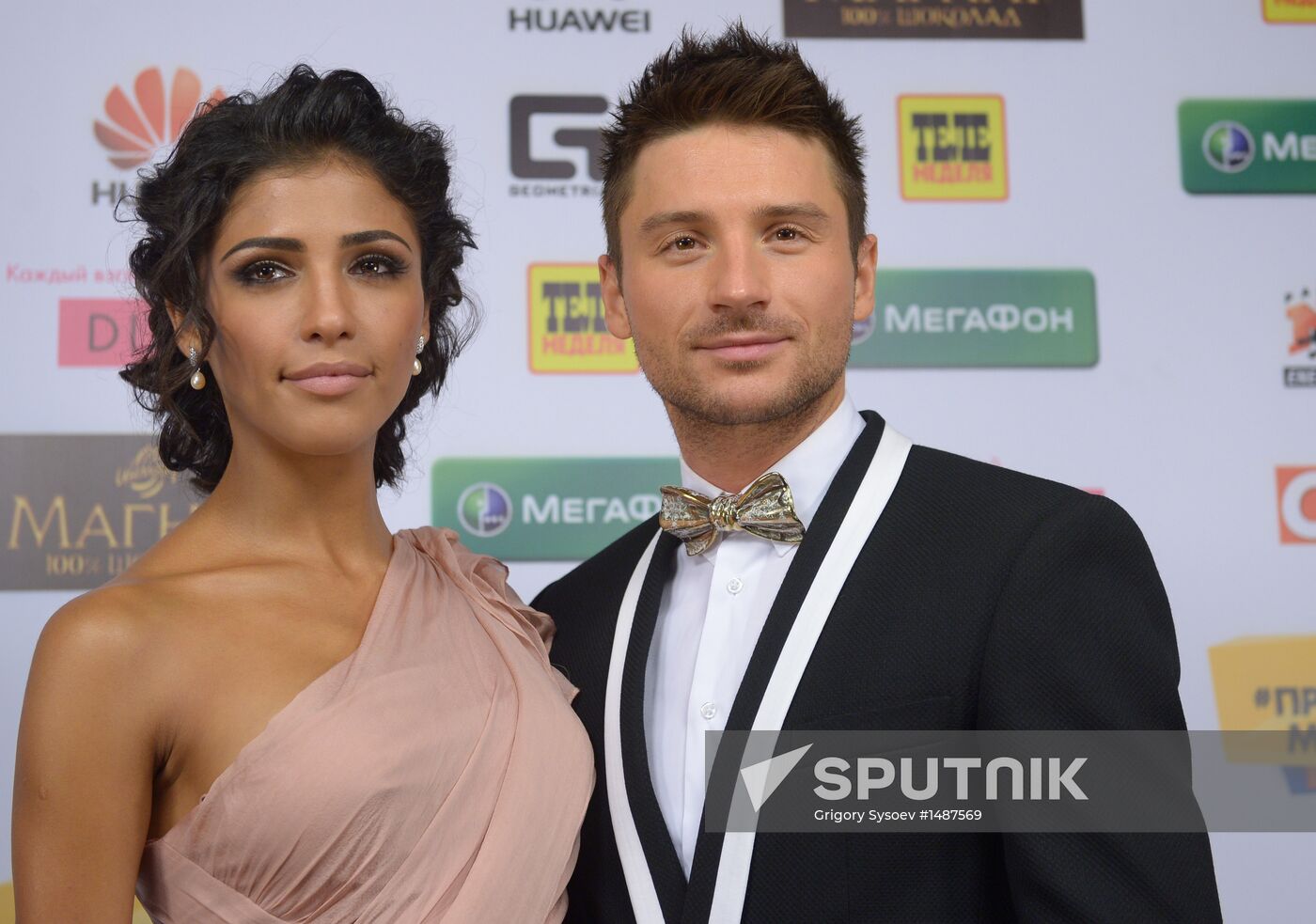 11th popular music awards Muz-TV 2013