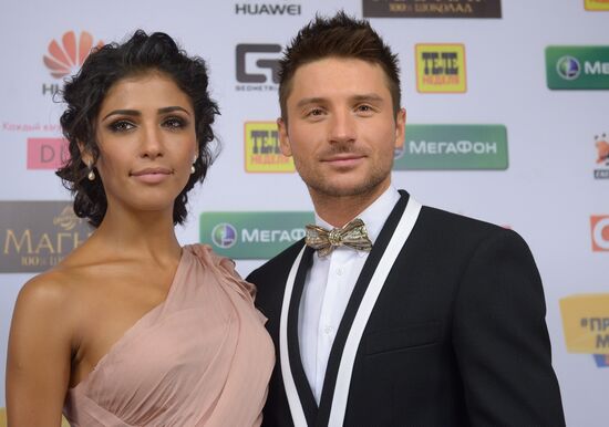 11th popular music awards Muz-TV 2013