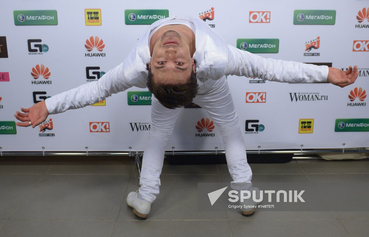 11th popular music awards Muz-TV 2013