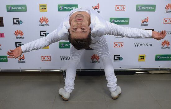 11th popular music awards Muz-TV 2013