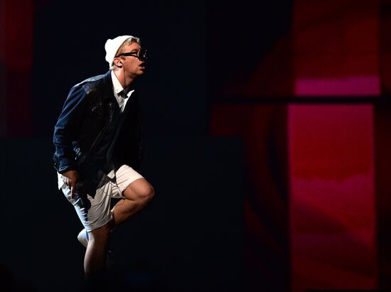 11th popular music awards Muz-TV 2013