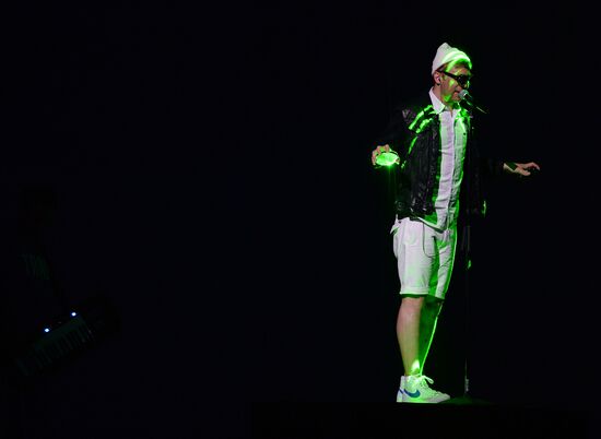 11th popular music awards Muz-TV 2013