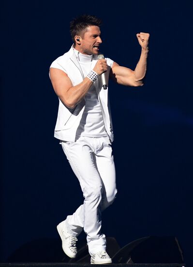 11th popular music awards Muz-TV 2013