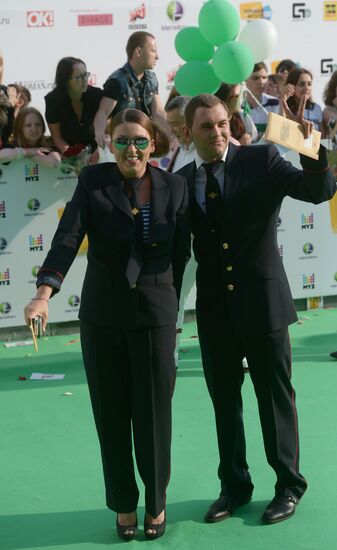 11th popular music awards Muz-TV 2013