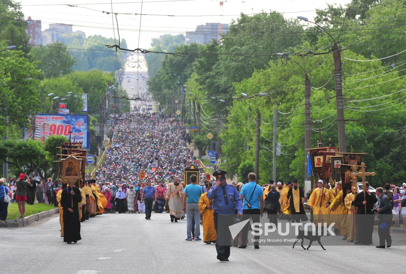 Velikaya River religious procession in Kirov Region