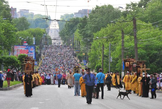 Velikaya River religious procession in Kirov Region