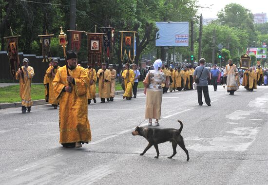 Velikaya River religious procession in Kirov Region