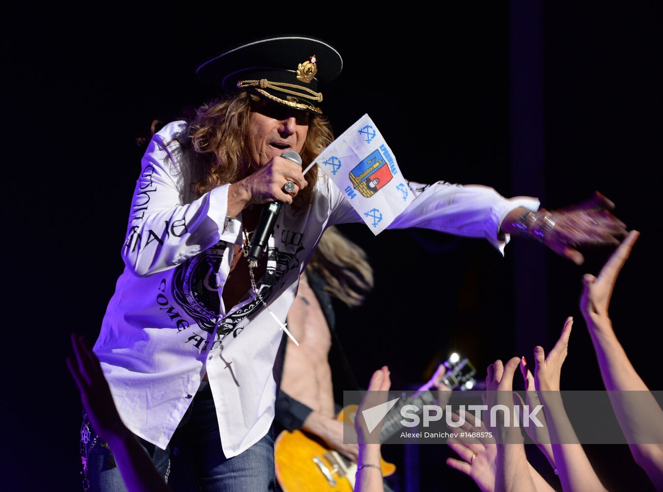 Whitesnake give concert in St. Petersburg