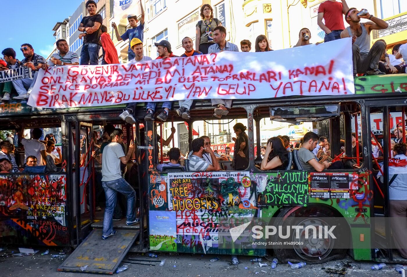 Protesters in Istanbul's Taksim Square