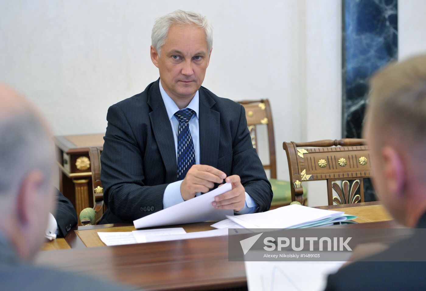 V.Putin holds meeting on economic issues in Kremlin