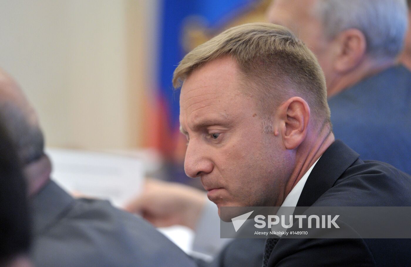 V.Putin holds meeting on economic issues in Kremlin