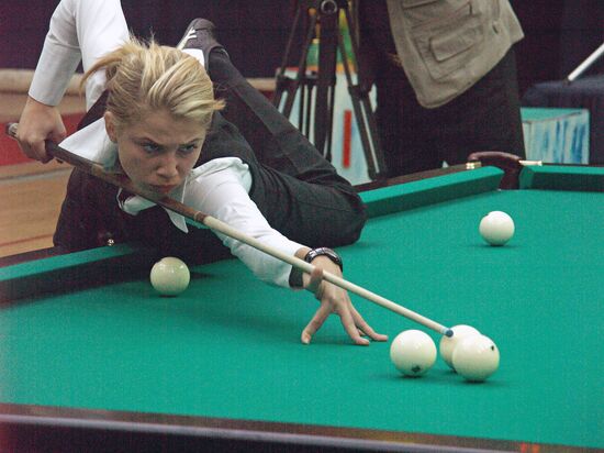 KSENIA KISLOVA BILLIARD CHAMPIONSHIP GAME 