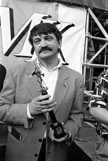 SOKUROV FILM DIRECTOR 20TH FILM FESTIVAL TARKOVSKY PRIZE
