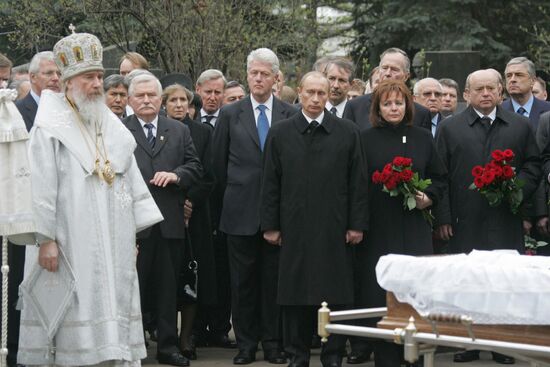 BORIS YELTSIN FUNERAL
