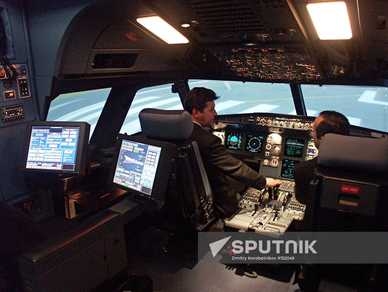 AIRCRAFT A-320 SIMULATOR TRAINING