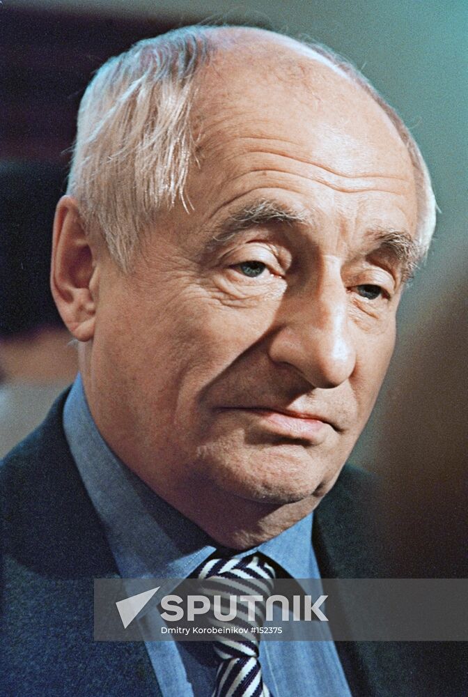 ZAKHAROV DIRECTOR LENKOM