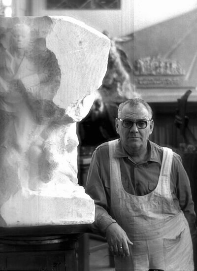 YEVGENY VUCHETICH SCULPTOR