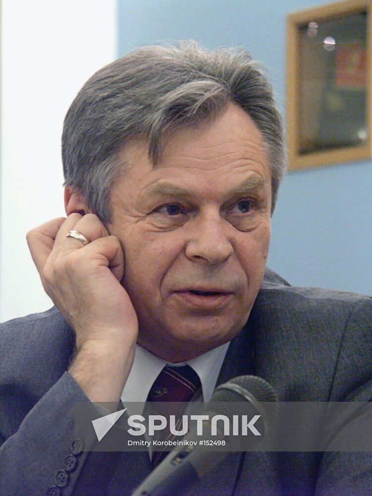 VALERY TISHKOV ETHNOLOGY INSTITUTE DIRECTOR