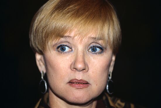 ALENTOVA ACTRESS