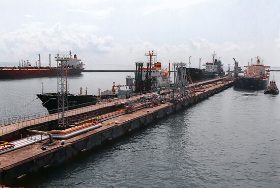 OIL PIER