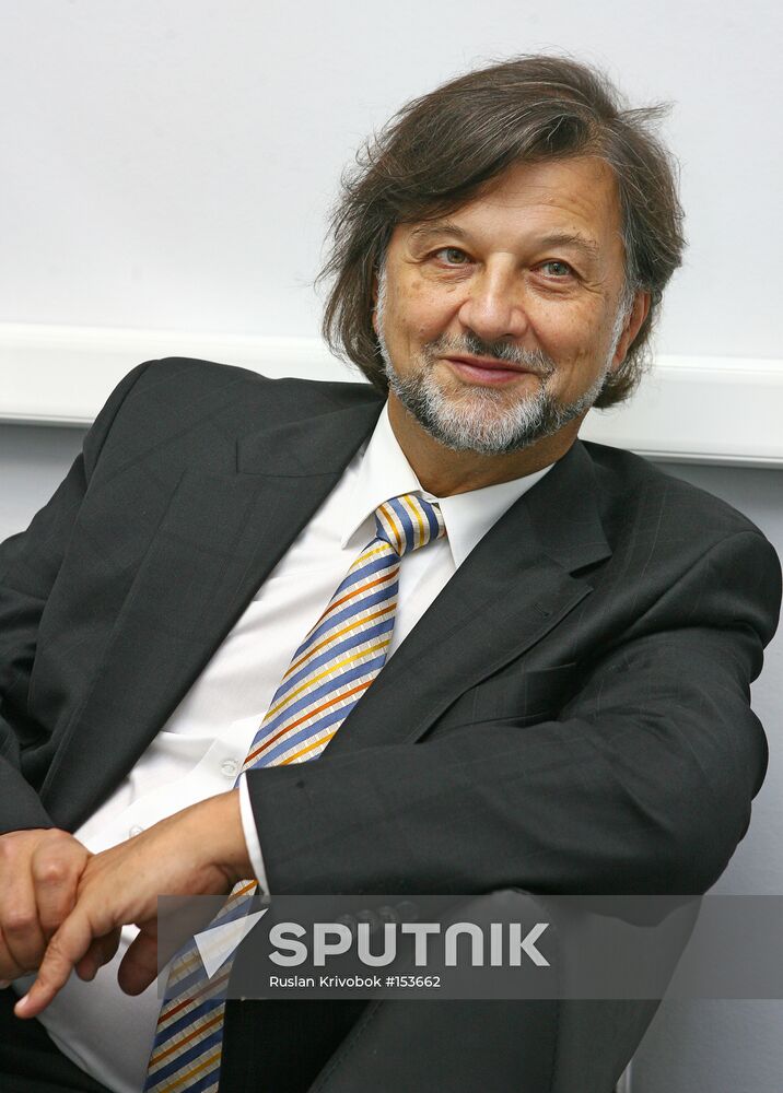 A. RYBNIKOV
