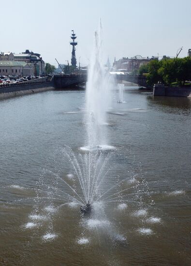 MOSCOW FOUNTAINS 