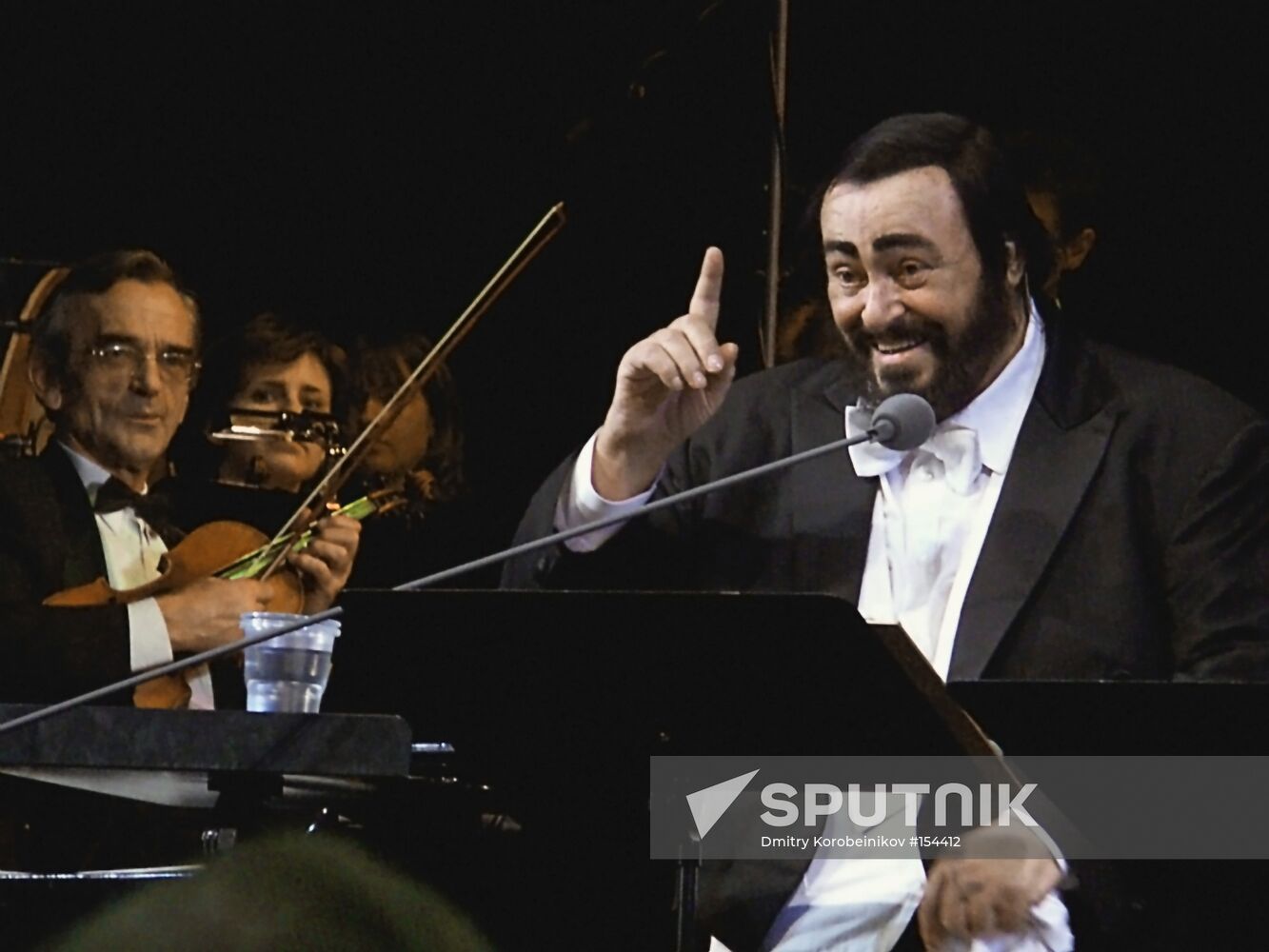PAVAROTTI CONCERT MOSCOW FARE-WELL