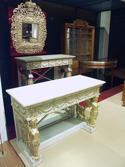 ROYAL COLLECTION FURNITURE EXHIBITION