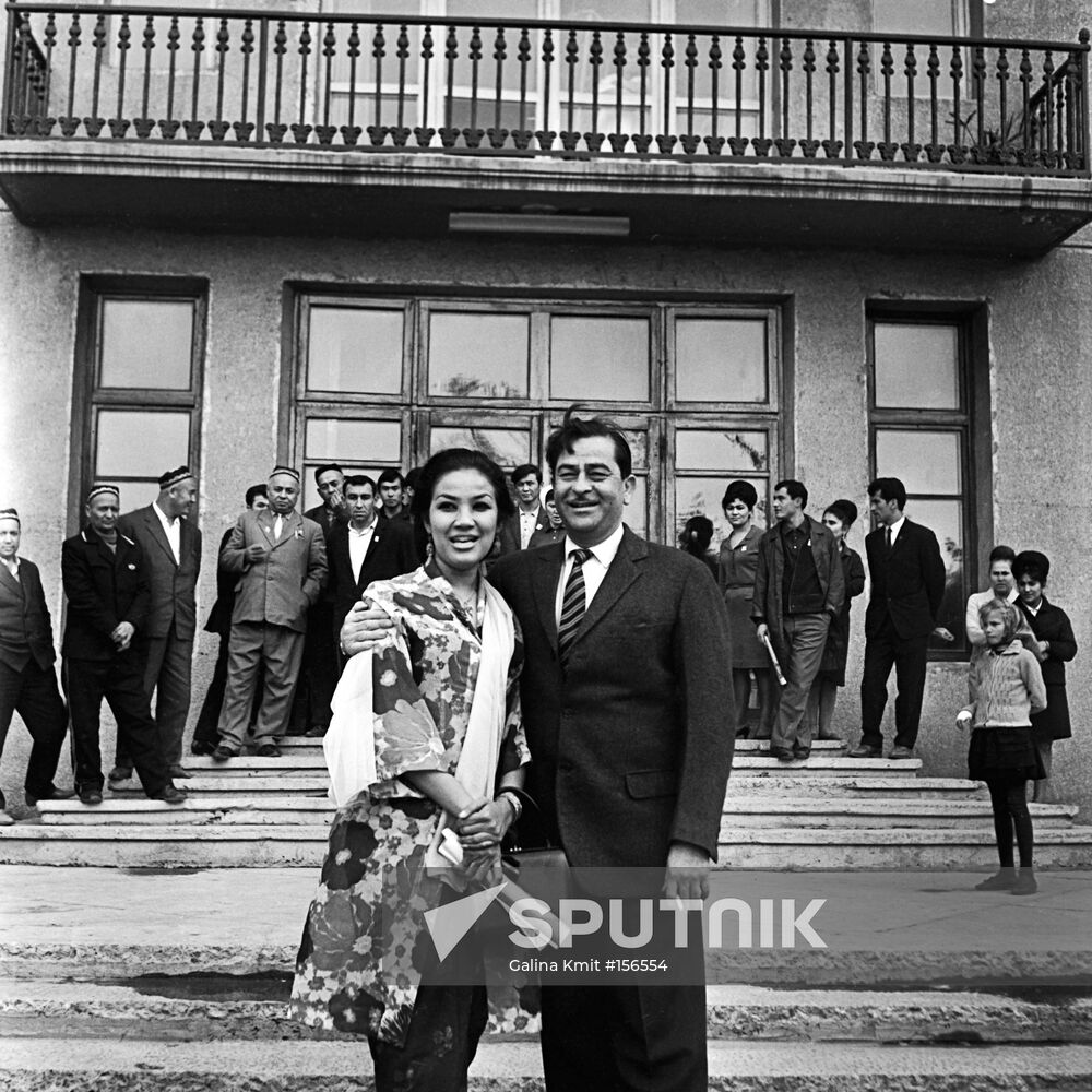 TASHKENT FILM FESTIVAL GUESTS EFFENDI KAPOOR