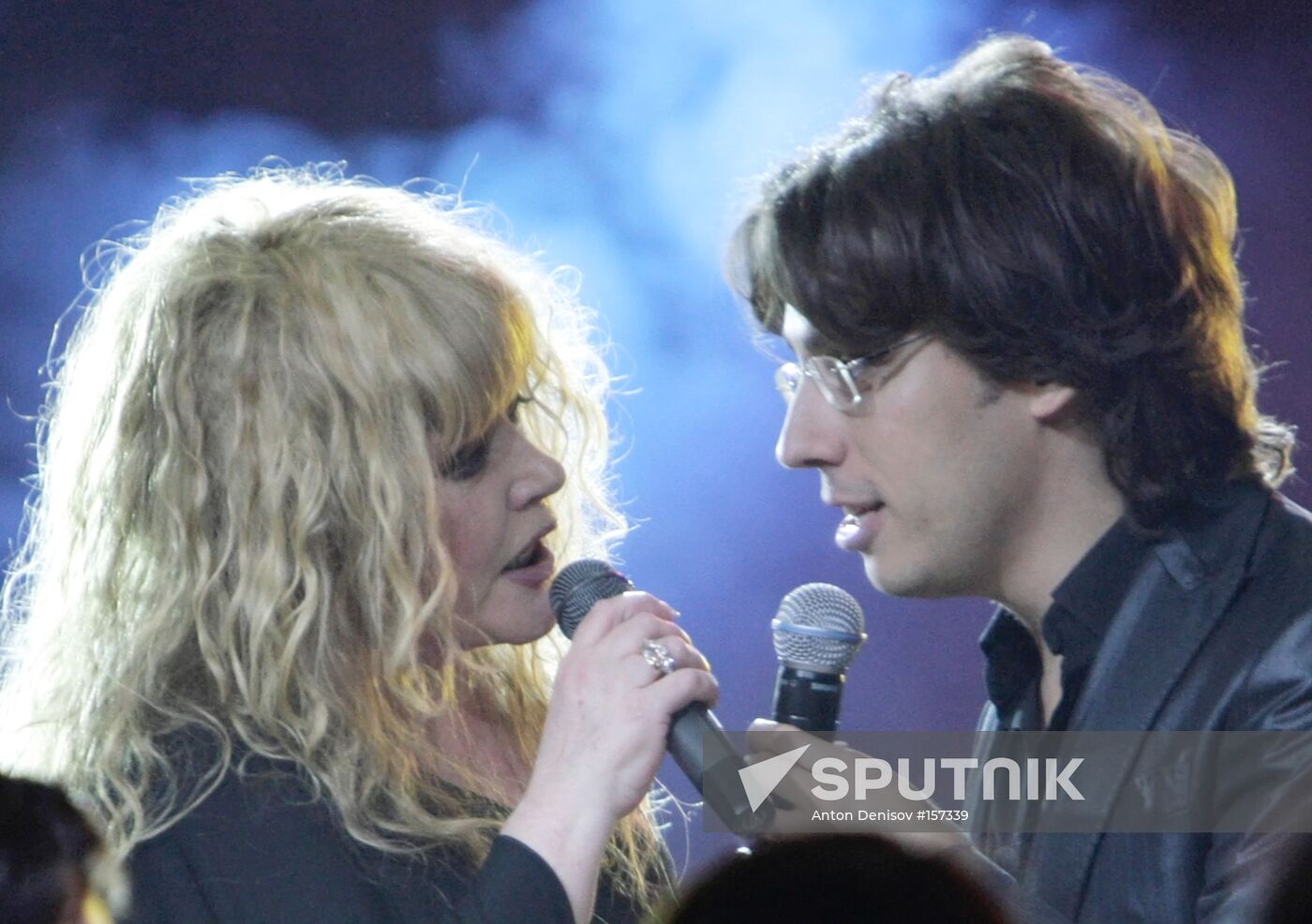 ALLA PUGACHYOVA MAKSIM GALKIN