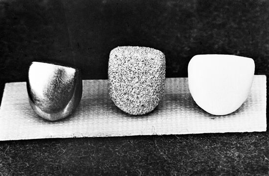 DENTISTRY CROWNS