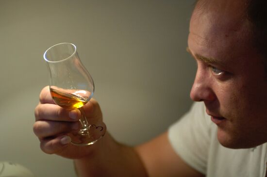 MOSCOW WINERY/COGNAC HOUSE "KIN"