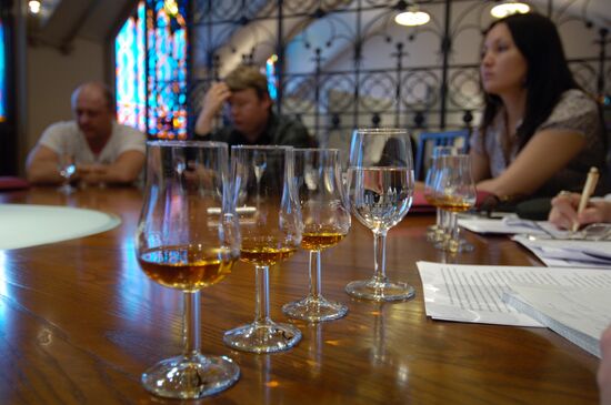 MOSCOW WINERY/COGNAC HOUSE "KIN"