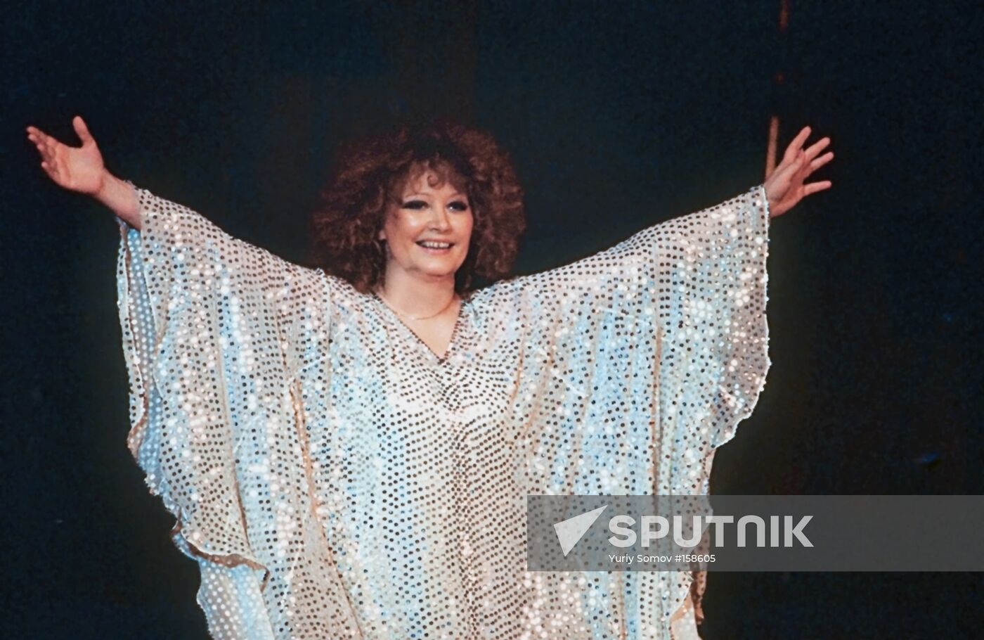 PUGACHEVA SINGER PERFORMANCE