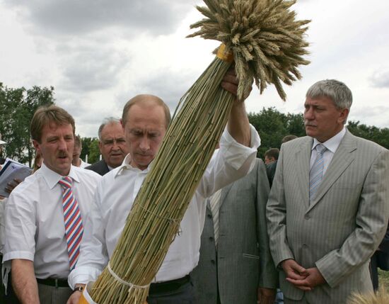 VLADIMIR PUTIN ROSTOV-ON-DON 