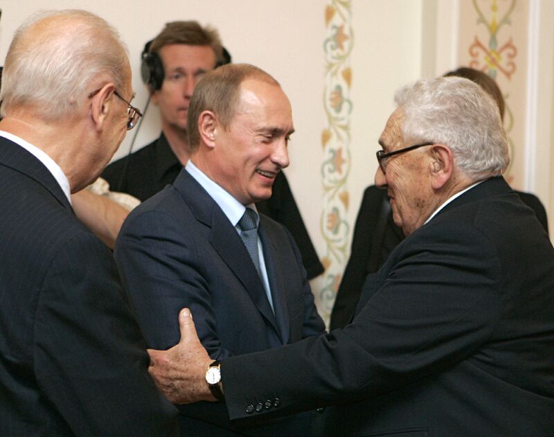 VLADIMIR PUTIN HENRY KISSINGER