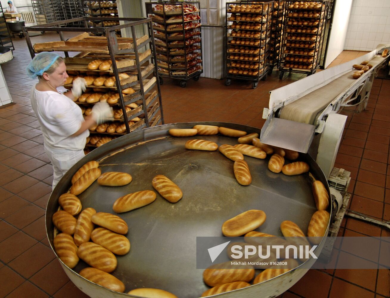 BAKING BREAD 