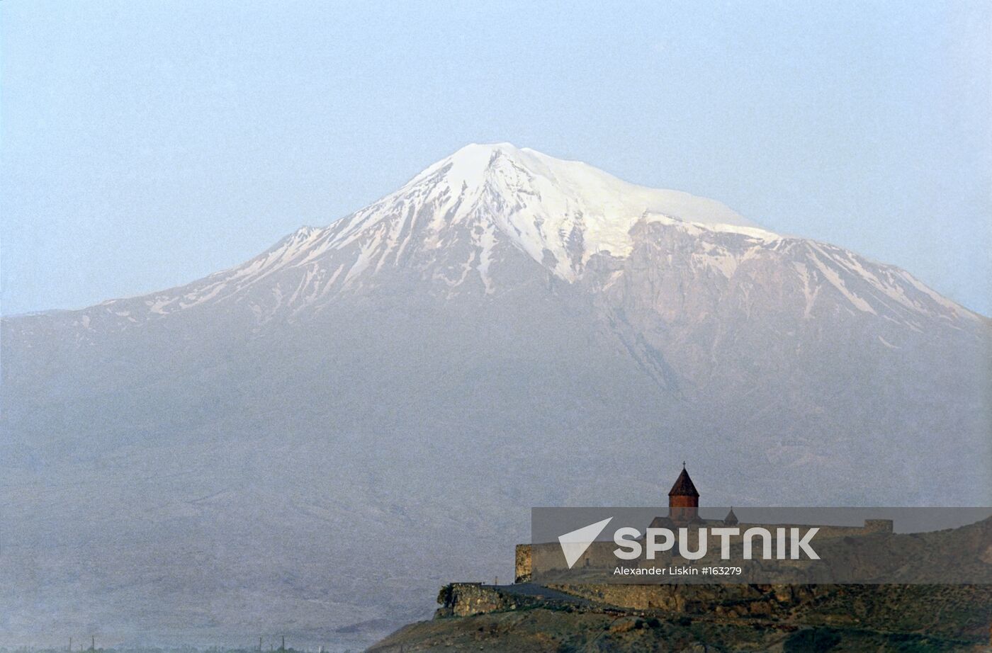 ARMENIA MONASTERY MOUNT ARARAT