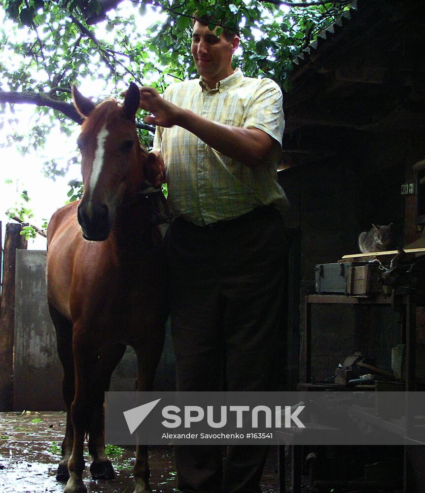 LEONID STADNIK THE WORLD'S TALLEST MAN 