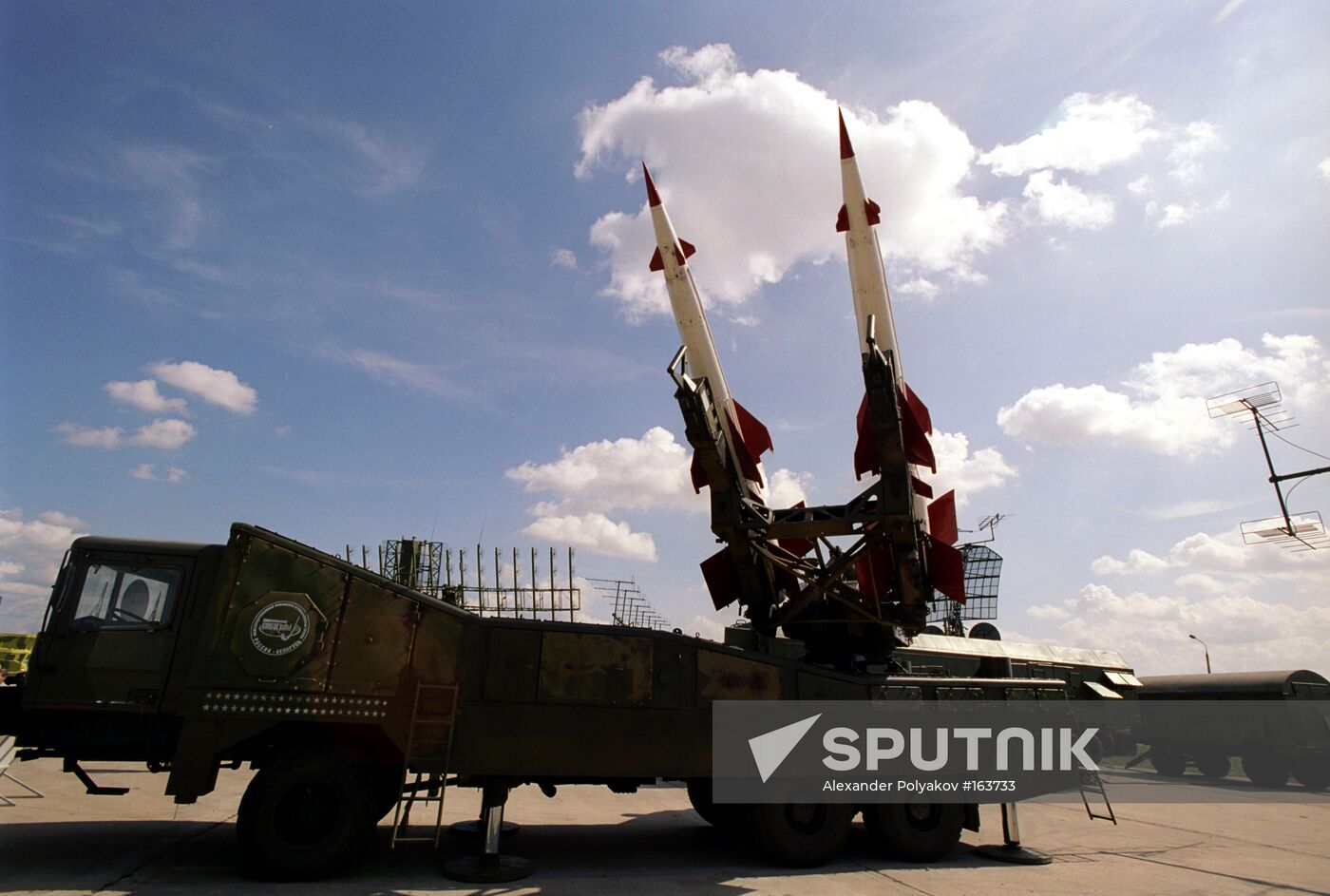 ANTI-AIRCRAFT MISSILE SYSTEM AIR SHOW MAX-2003